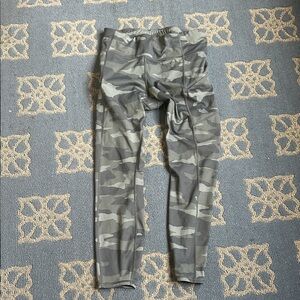 Athleta Camouflage Leggings - Gray and Green. Mesh pockets with Athleta logo.